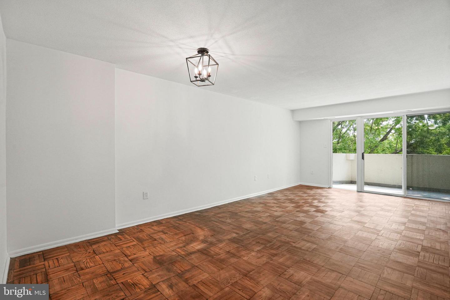 700 7TH ST SW #707, WASHINGTON, District Of Columbia 20024, 2 Bedrooms Bedrooms, ,1 BathroomBathrooms,Residential,For sale,700 7TH ST SW #707,DCDC2195352 MLS # DCDC2195352