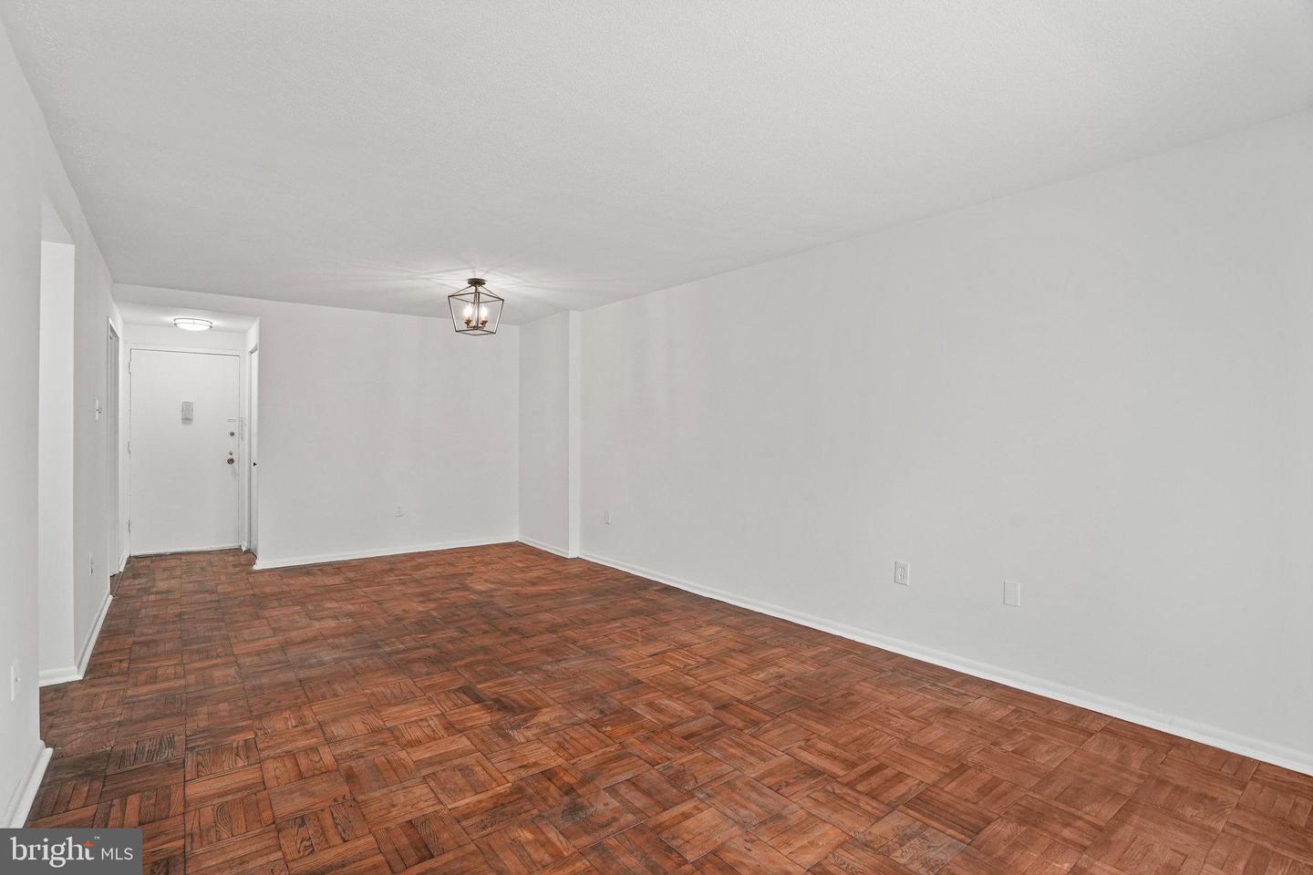 700 7TH ST SW #707, WASHINGTON, District Of Columbia 20024, 2 Bedrooms Bedrooms, ,1 BathroomBathrooms,Residential,For sale,700 7TH ST SW #707,DCDC2195352 MLS # DCDC2195352