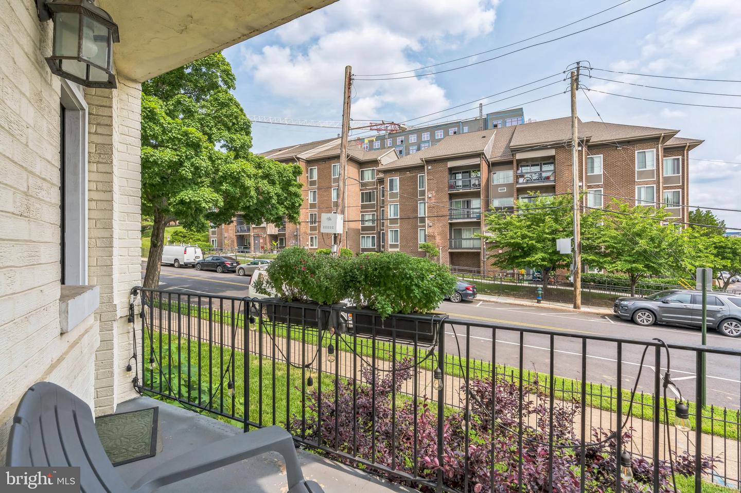 401 DOUGLAS ST NE #B, WASHINGTON, District Of Columbia 20017, 1 Bedroom Bedrooms, 4 Rooms Rooms,1 BathroomBathrooms,Residential,For sale,401 DOUGLAS ST NE #B,DCDC2195568 MLS # DCDC2195568