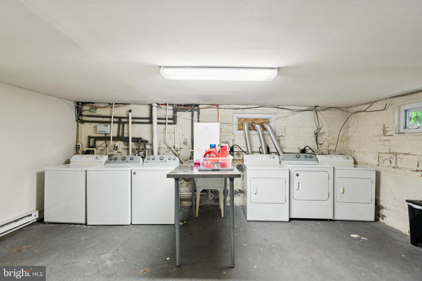 401 DOUGLAS ST NE #B, WASHINGTON, District Of Columbia 20017, 1 Bedroom Bedrooms, 4 Rooms Rooms,1 BathroomBathrooms,Residential,For sale,401 DOUGLAS ST NE #B,DCDC2195568 MLS # DCDC2195568