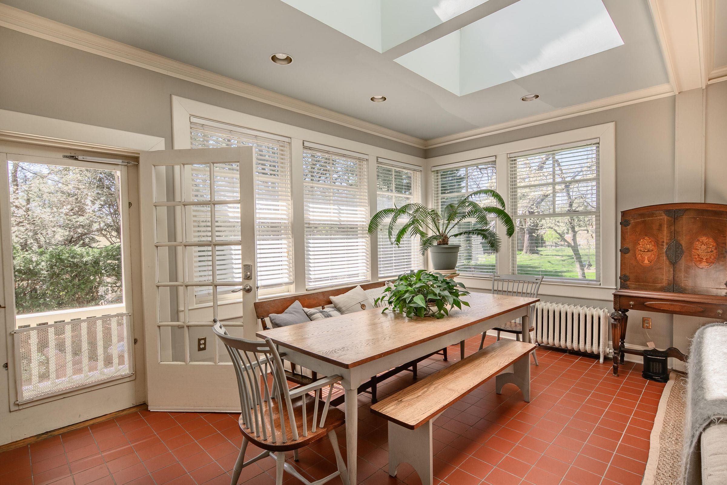 4 WHITE ST, LEXINGTON, Virginia 24450, 6 Bedrooms Bedrooms, ,3 BathroomsBathrooms,Residential,4 White St Lexington, VA 24450,4 WHITE ST,665508 MLS # 665508