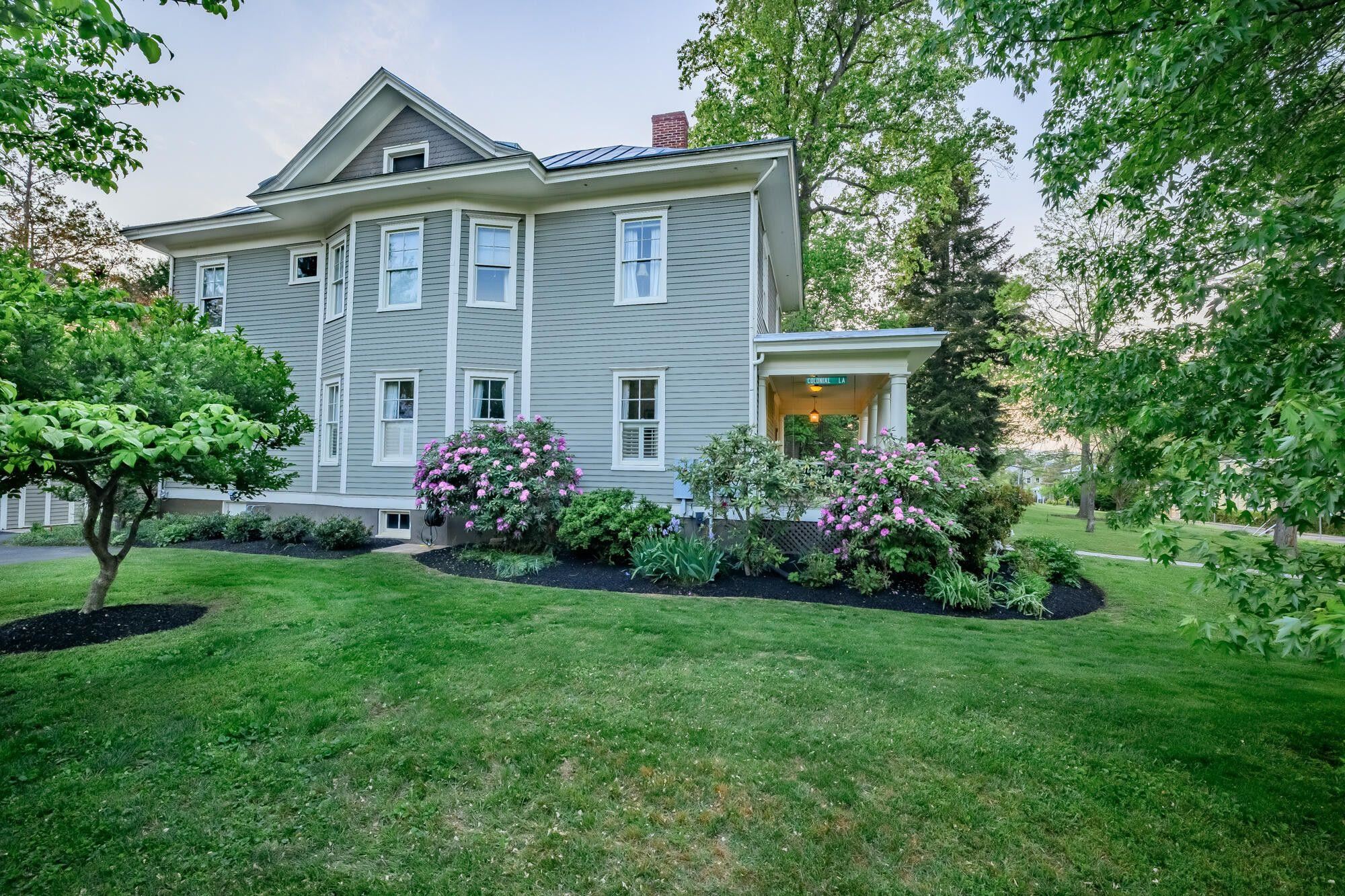 4 WHITE ST, LEXINGTON, Virginia 24450, 6 Bedrooms Bedrooms, ,3 BathroomsBathrooms,Residential,4 White St Lexington, VA 24450,4 WHITE ST,665508 MLS # 665508