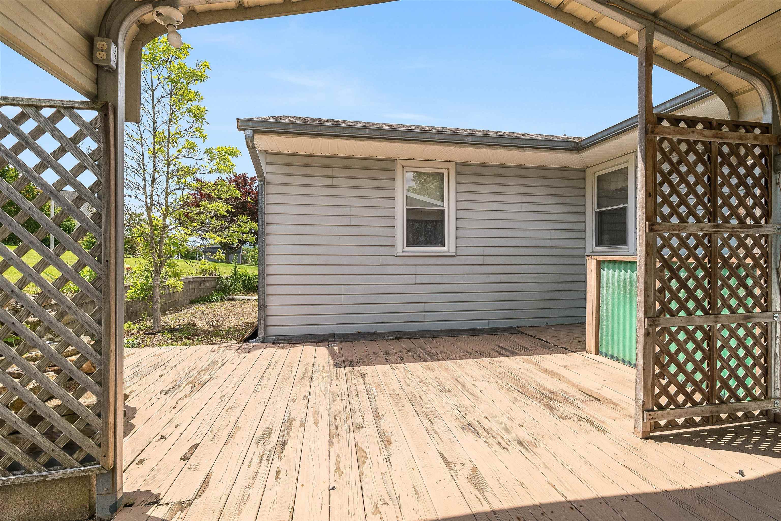 218 BROADWAY AVE, BROADWAY, Virginia 22815, 3 Bedrooms Bedrooms, ,1 BathroomBathrooms,Residential,218 BROADWAY AVE,665511 MLS # 665511