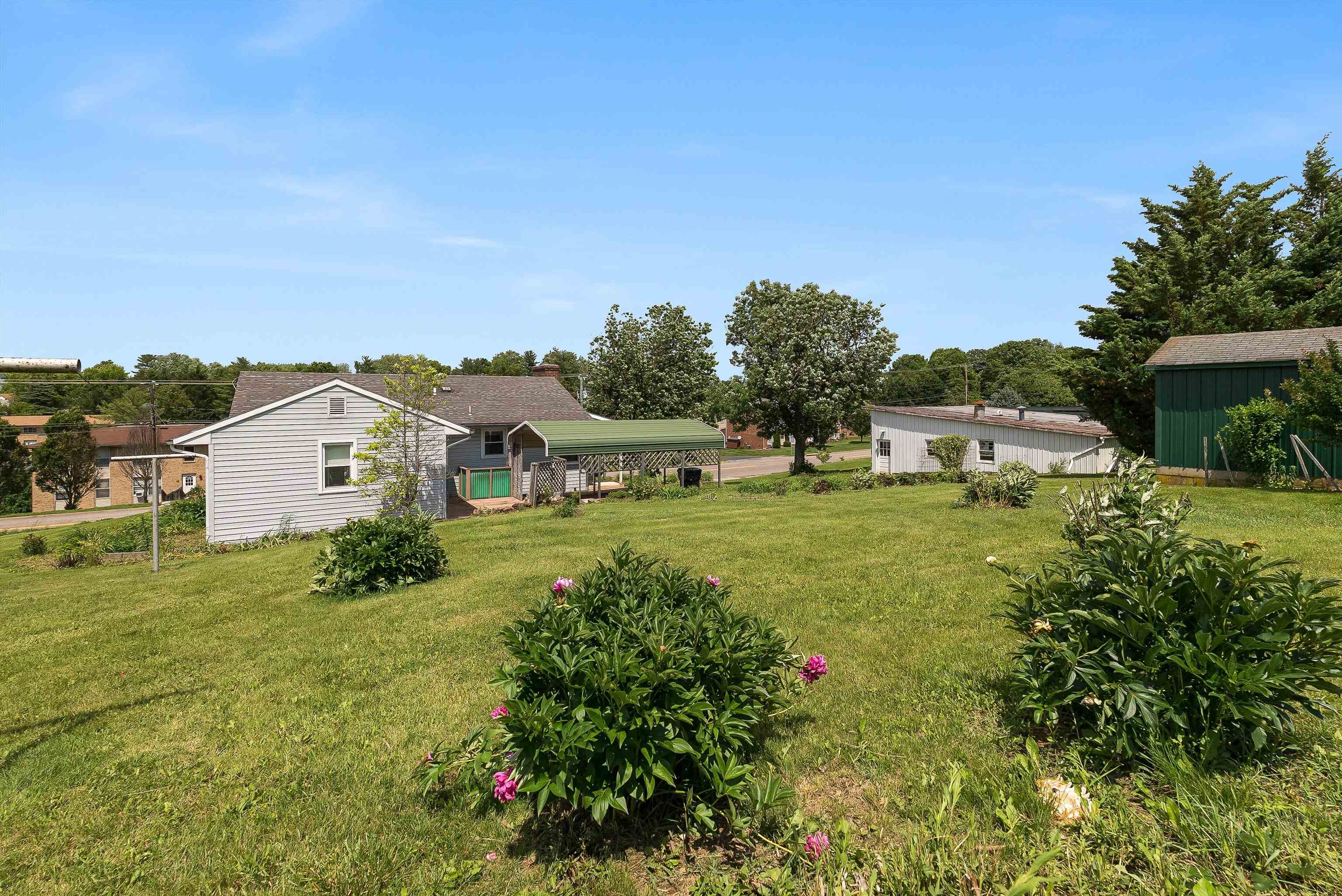 218 BROADWAY AVE, BROADWAY, Virginia 22815, 3 Bedrooms Bedrooms, ,1 BathroomBathrooms,Residential,218 BROADWAY AVE,665511 MLS # 665511