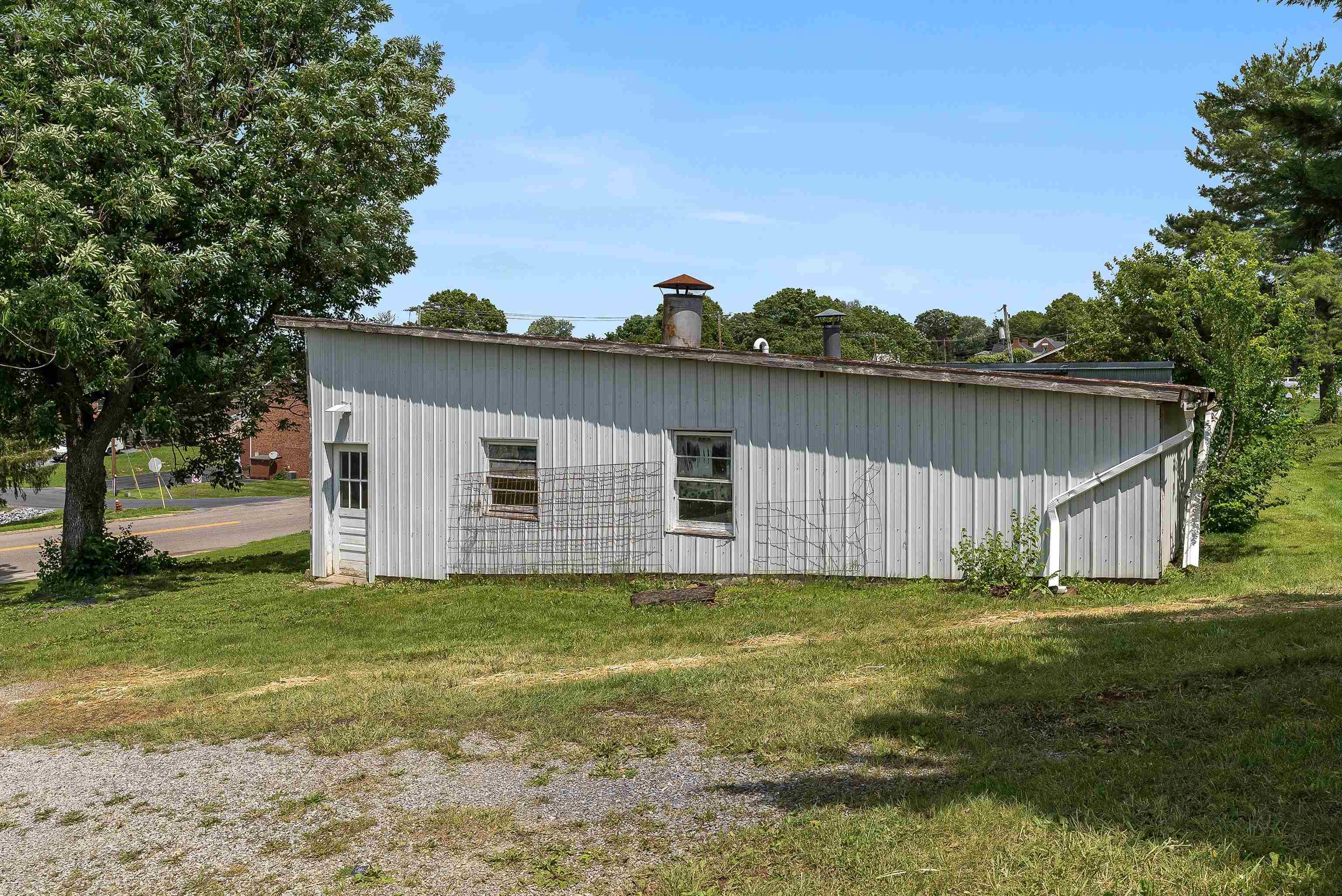 218 BROADWAY AVE, BROADWAY, Virginia 22815, 3 Bedrooms Bedrooms, ,1 BathroomBathrooms,Residential,218 BROADWAY AVE,665511 MLS # 665511