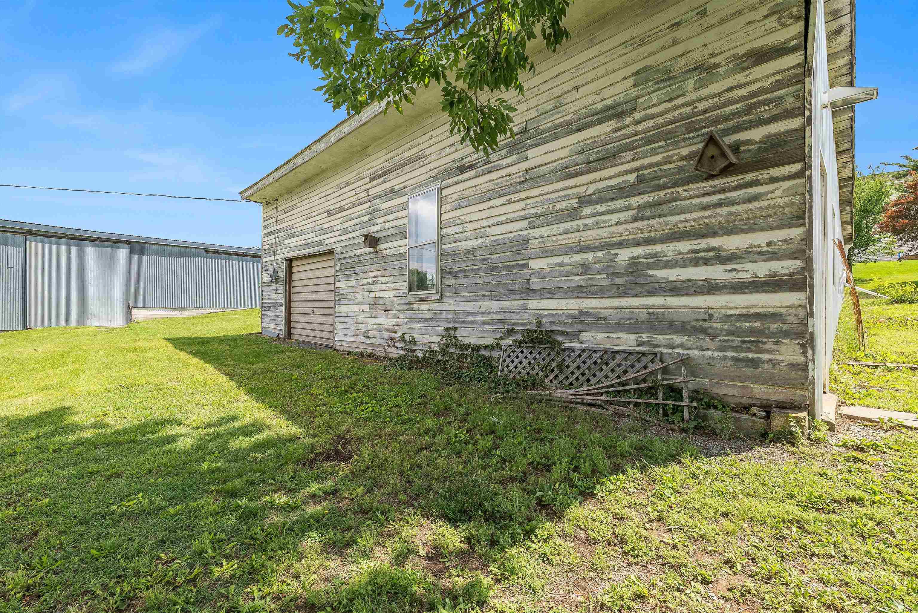 218 BROADWAY AVE, BROADWAY, Virginia 22815, 3 Bedrooms Bedrooms, ,1 BathroomBathrooms,Residential,218 BROADWAY AVE,665511 MLS # 665511