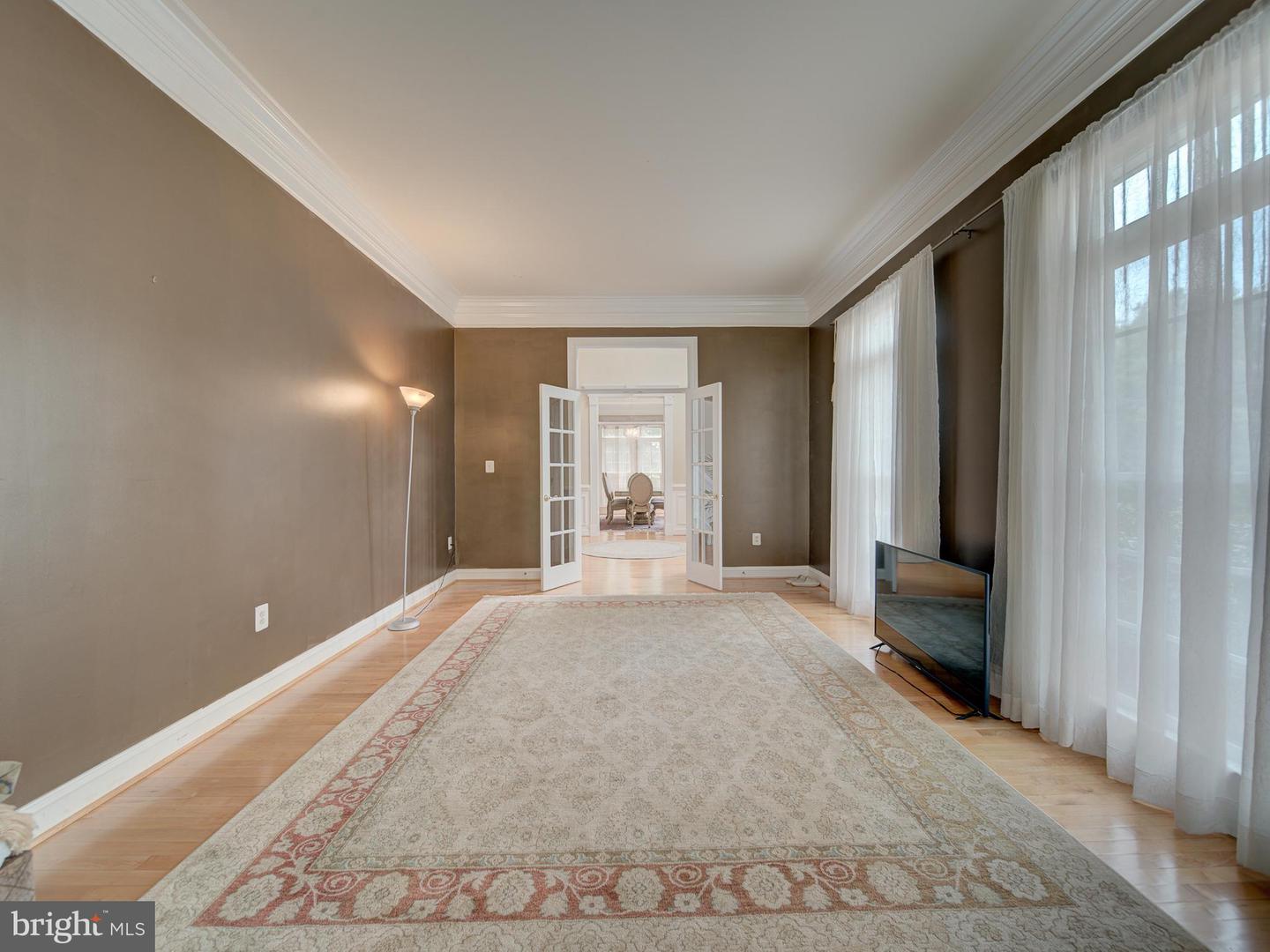 9205 FOREST GREENS DR, LORTON, Virginia 22079, 5 Bedrooms Bedrooms, 24 Rooms Rooms,5 BathroomsBathrooms,Residential,For sale,9205 FOREST GREENS DR,VAFX2236490 MLS # VAFX2236490