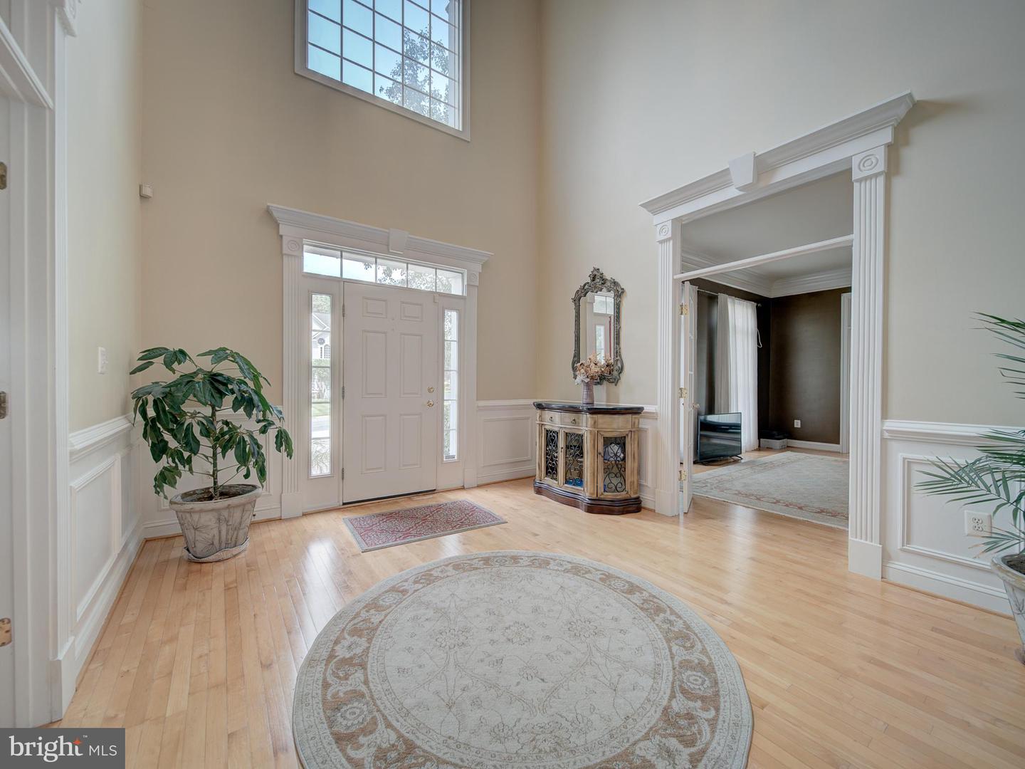 9205 FOREST GREENS DR, LORTON, Virginia 22079, 5 Bedrooms Bedrooms, 24 Rooms Rooms,5 BathroomsBathrooms,Residential,For sale,9205 FOREST GREENS DR,VAFX2236490 MLS # VAFX2236490