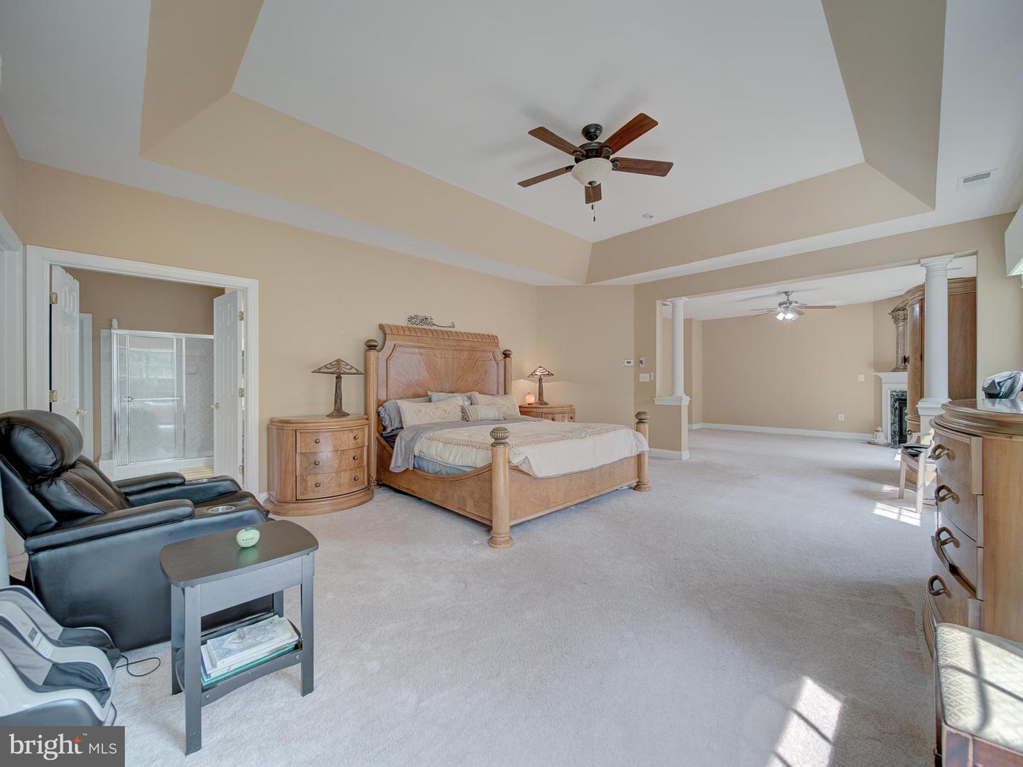 9205 FOREST GREENS DR, LORTON, Virginia 22079, 5 Bedrooms Bedrooms, 24 Rooms Rooms,5 BathroomsBathrooms,Residential,For sale,9205 FOREST GREENS DR,VAFX2236490 MLS # VAFX2236490