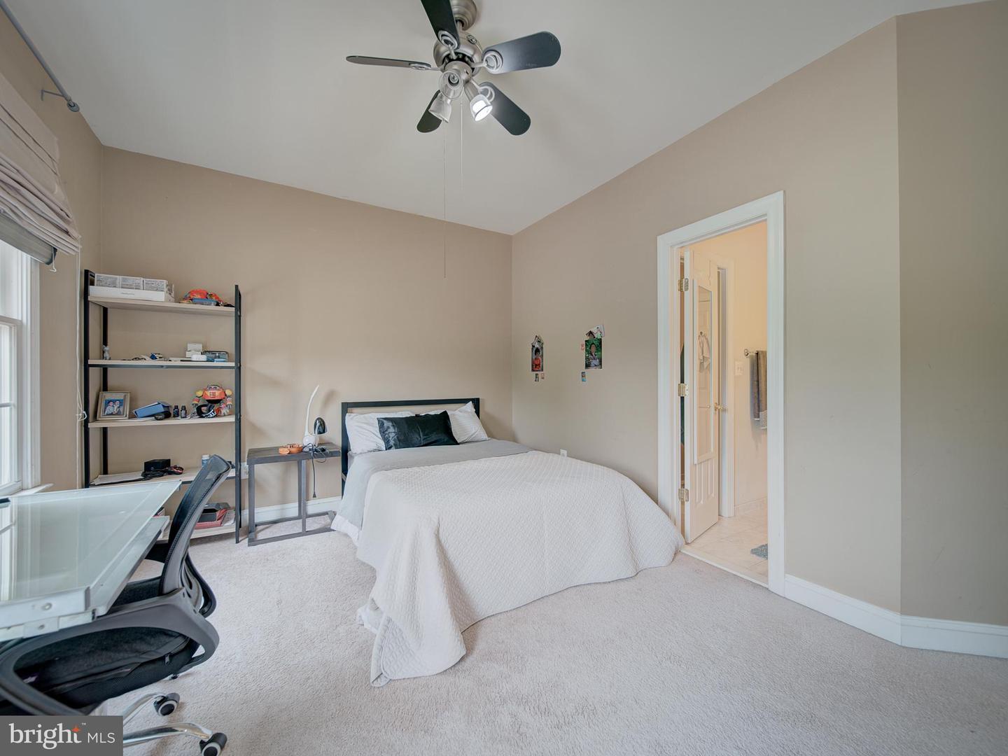9205 FOREST GREENS DR, LORTON, Virginia 22079, 5 Bedrooms Bedrooms, 24 Rooms Rooms,5 BathroomsBathrooms,Residential,For sale,9205 FOREST GREENS DR,VAFX2236490 MLS # VAFX2236490