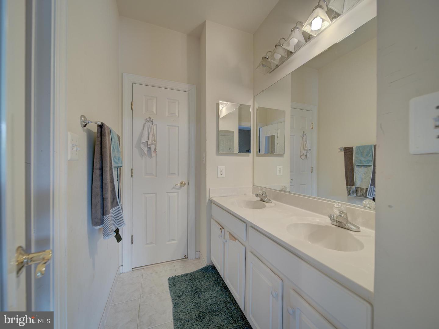 9205 FOREST GREENS DR, LORTON, Virginia 22079, 5 Bedrooms Bedrooms, 24 Rooms Rooms,5 BathroomsBathrooms,Residential,For sale,9205 FOREST GREENS DR,VAFX2236490 MLS # VAFX2236490