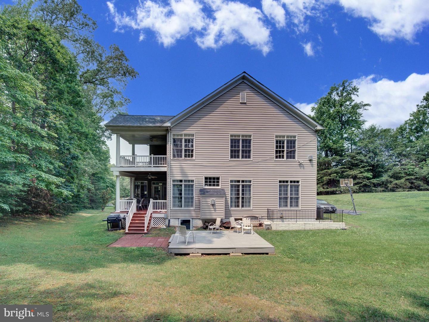 9205 FOREST GREENS DR, LORTON, Virginia 22079, 5 Bedrooms Bedrooms, 24 Rooms Rooms,5 BathroomsBathrooms,Residential,For sale,9205 FOREST GREENS DR,VAFX2236490 MLS # VAFX2236490