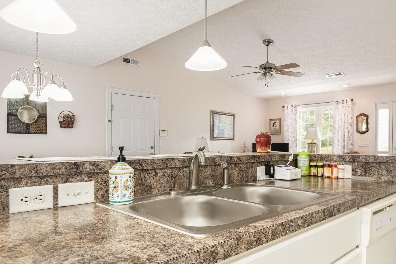 2119 FIELDALE PL, ROCKINGHAM, Virginia 22801, 3 Bedrooms Bedrooms, ,2 BathroomsBathrooms,Residential,2119 FIELDALE PL,665519 MLS # 665519