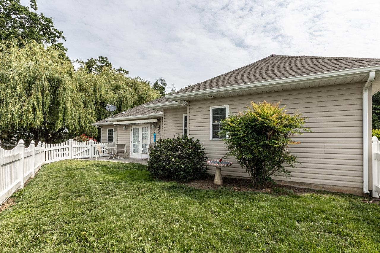 2119 FIELDALE PL, ROCKINGHAM, Virginia 22801, 3 Bedrooms Bedrooms, ,2 BathroomsBathrooms,Residential,2119 FIELDALE PL,665519 MLS # 665519