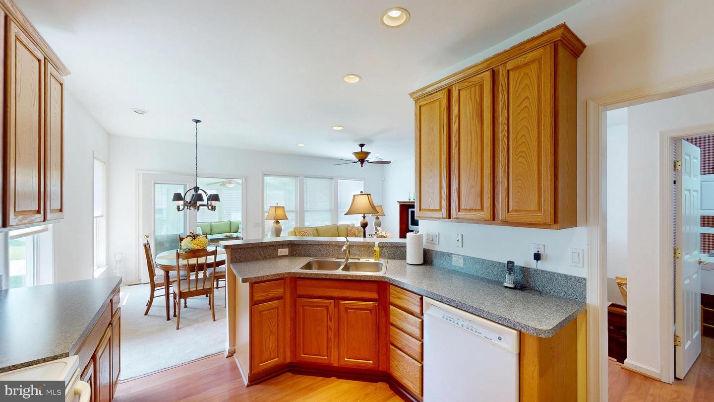 34 DAYTON CIR, FREDERICKSBURG, Virginia 22406, 3 Bedrooms Bedrooms, 7 Rooms Rooms,3 BathroomsBathrooms,Residential,For sale,34 DAYTON CIR,VAST2038352 MLS # VAST2038352