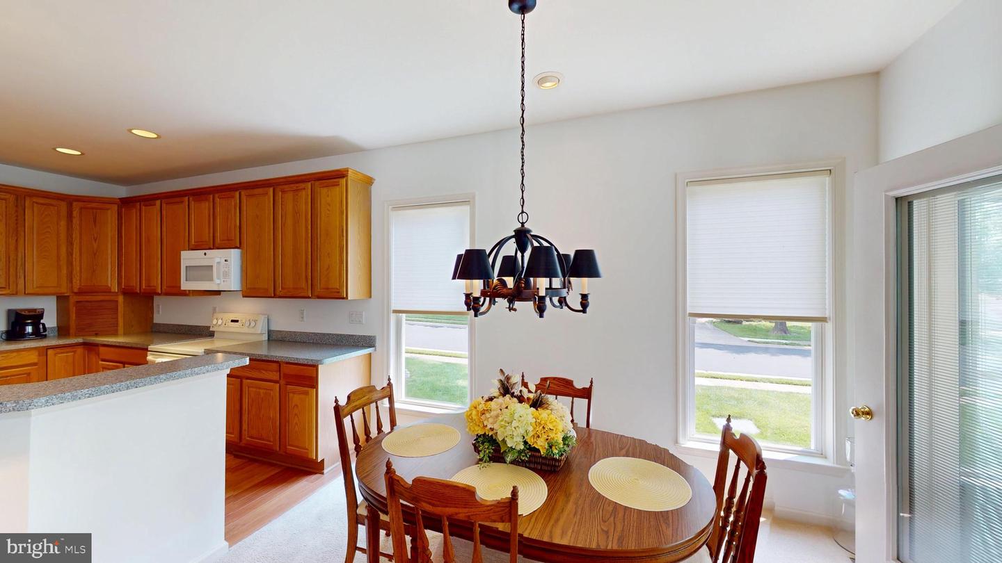 34 DAYTON CIR, FREDERICKSBURG, Virginia 22406, 3 Bedrooms Bedrooms, 7 Rooms Rooms,3 BathroomsBathrooms,Residential,For sale,34 DAYTON CIR,VAST2038352 MLS # VAST2038352