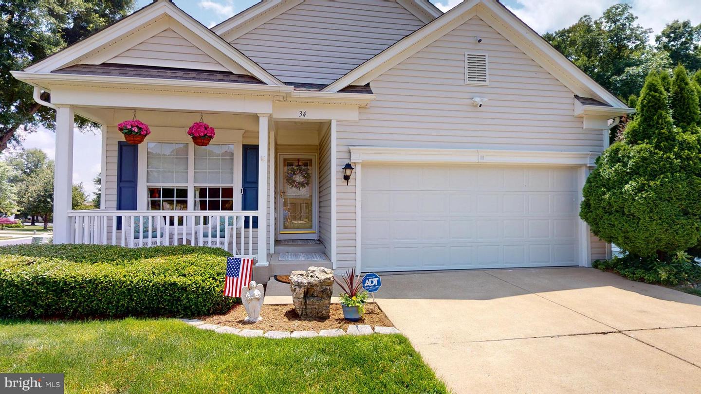 34 DAYTON CIR, FREDERICKSBURG, Virginia 22406, 3 Bedrooms Bedrooms, 7 Rooms Rooms,3 BathroomsBathrooms,Residential,For sale,34 DAYTON CIR,VAST2038352 MLS # VAST2038352
