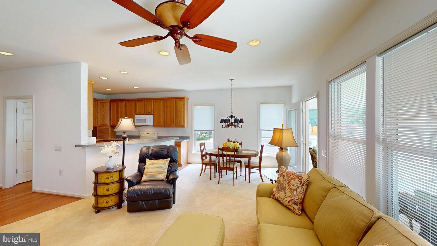 34 DAYTON CIR, FREDERICKSBURG, Virginia 22406, 3 Bedrooms Bedrooms, 7 Rooms Rooms,3 BathroomsBathrooms,Residential,For sale,34 DAYTON CIR,VAST2038352 MLS # VAST2038352