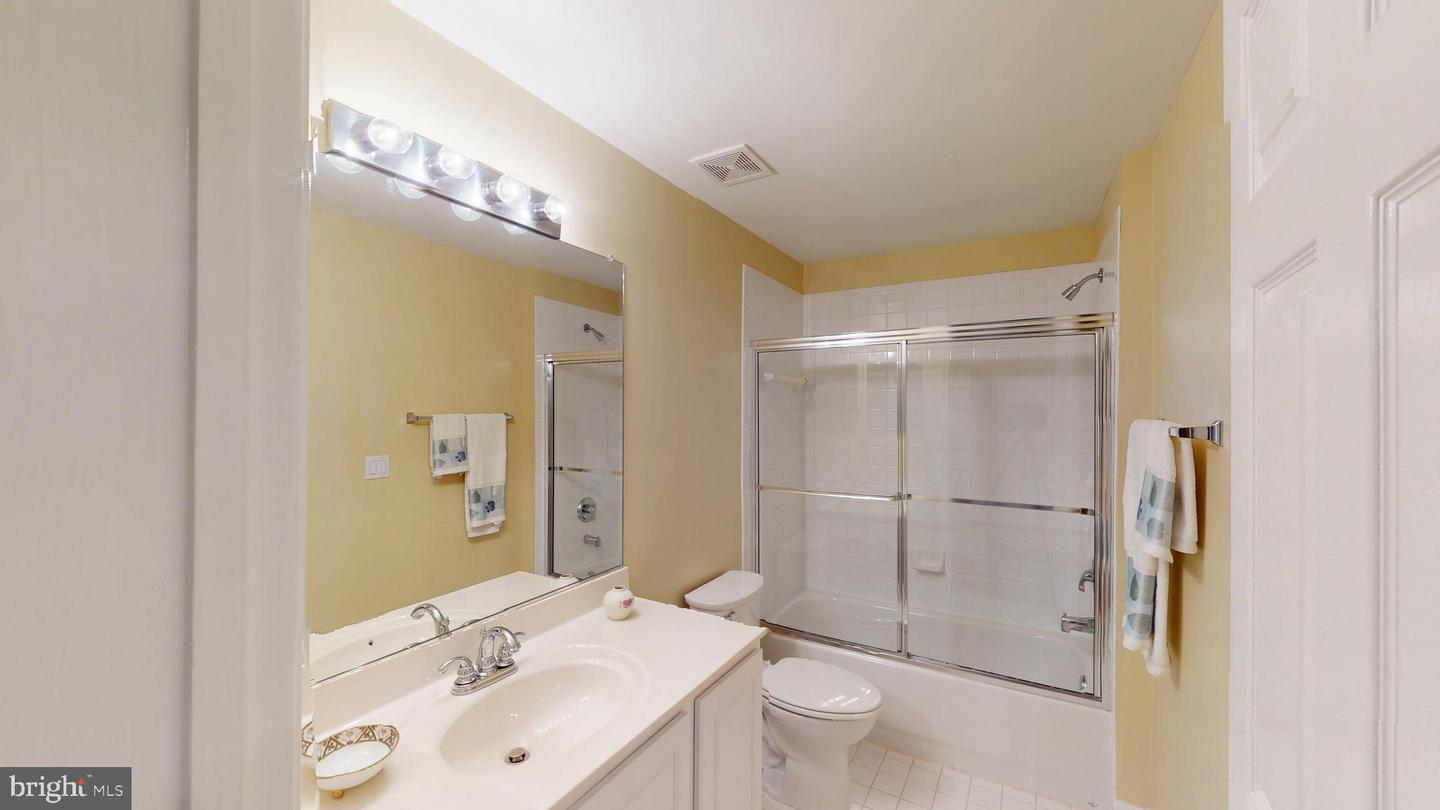 34 DAYTON CIR, FREDERICKSBURG, Virginia 22406, 3 Bedrooms Bedrooms, 7 Rooms Rooms,3 BathroomsBathrooms,Residential,For sale,34 DAYTON CIR,VAST2038352 MLS # VAST2038352