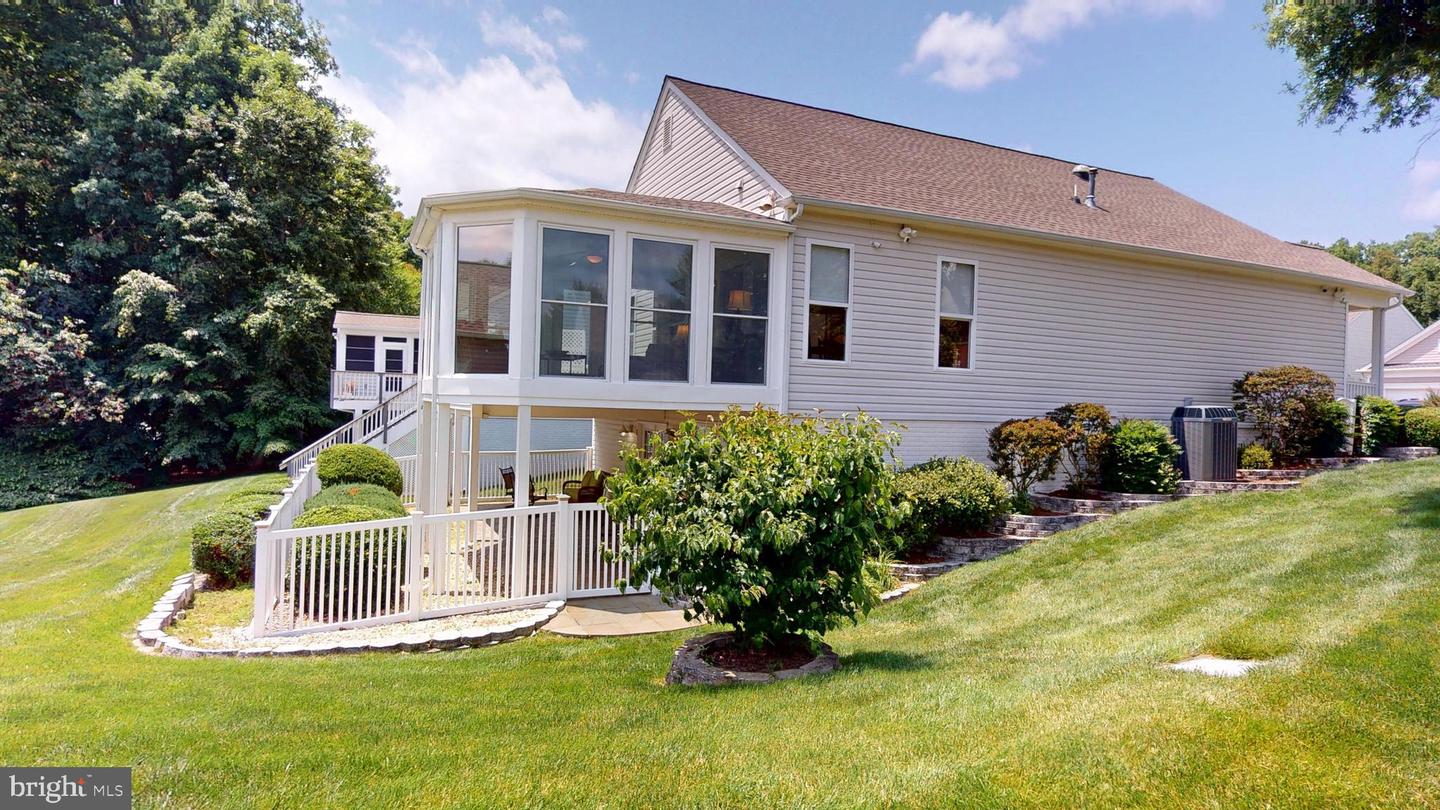 34 DAYTON CIR, FREDERICKSBURG, Virginia 22406, 3 Bedrooms Bedrooms, 7 Rooms Rooms,3 BathroomsBathrooms,Residential,For sale,34 DAYTON CIR,VAST2038352 MLS # VAST2038352