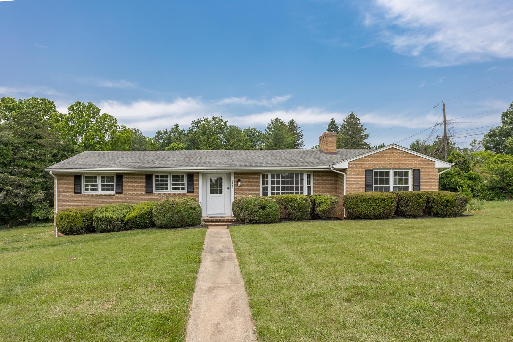 1002 COALTER ST, STAUNTON, Virginia 24401, 3 Bedrooms Bedrooms, ,2 BathroomsBathrooms,Residential,1002 COALTER ST,665541 MLS # 665541