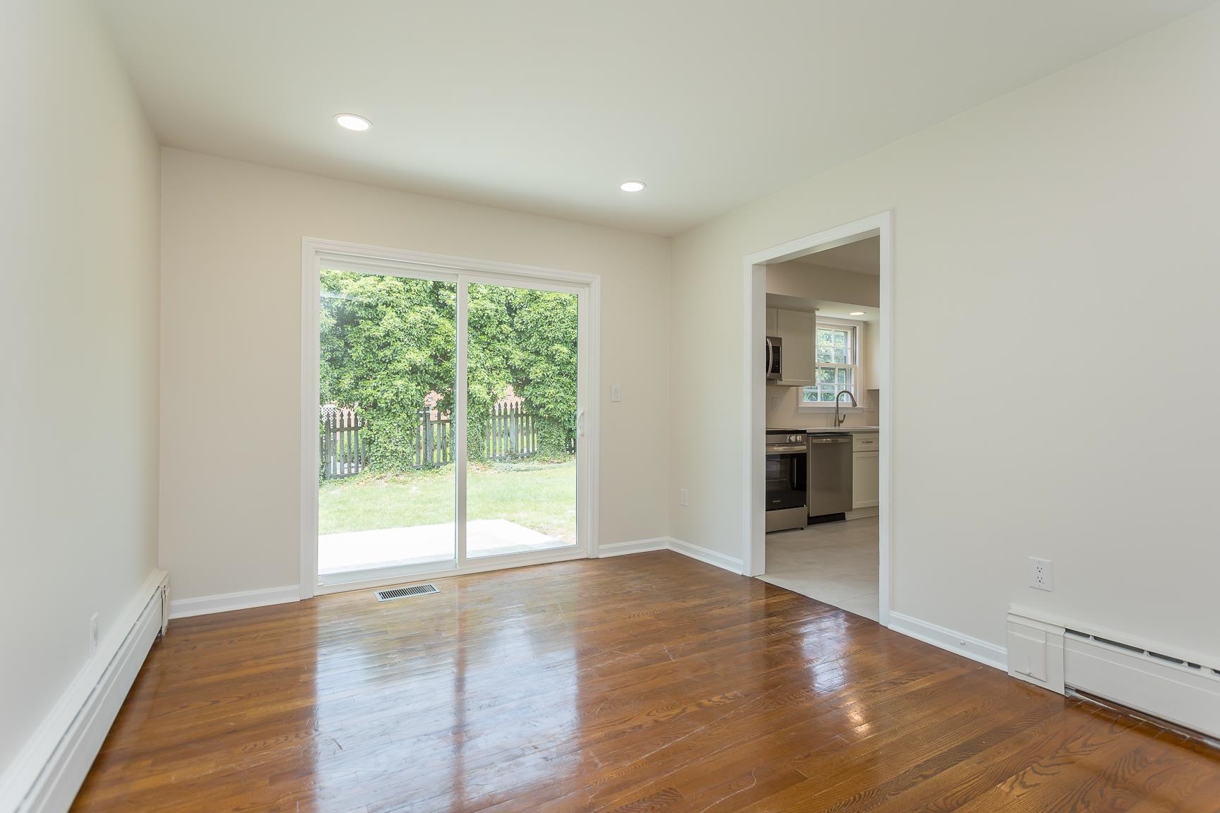 1002 COALTER ST, STAUNTON, Virginia 24401, 3 Bedrooms Bedrooms, ,2 BathroomsBathrooms,Residential,1002 COALTER ST,665541 MLS # 665541