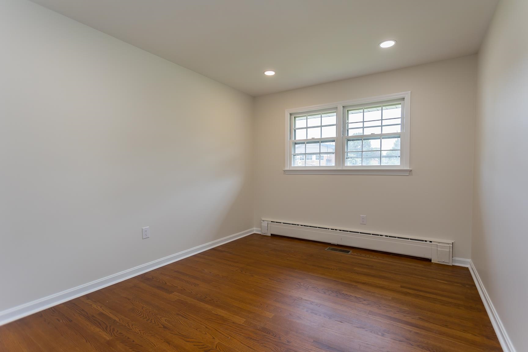 1002 COALTER ST, STAUNTON, Virginia 24401, 3 Bedrooms Bedrooms, ,2 BathroomsBathrooms,Residential,1002 COALTER ST,665541 MLS # 665541