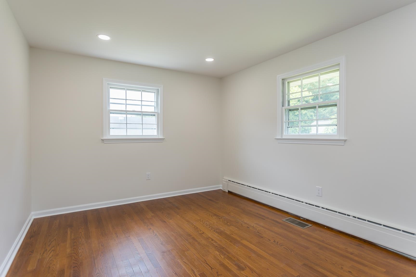 1002 COALTER ST, STAUNTON, Virginia 24401, 3 Bedrooms Bedrooms, ,2 BathroomsBathrooms,Residential,1002 COALTER ST,665541 MLS # 665541