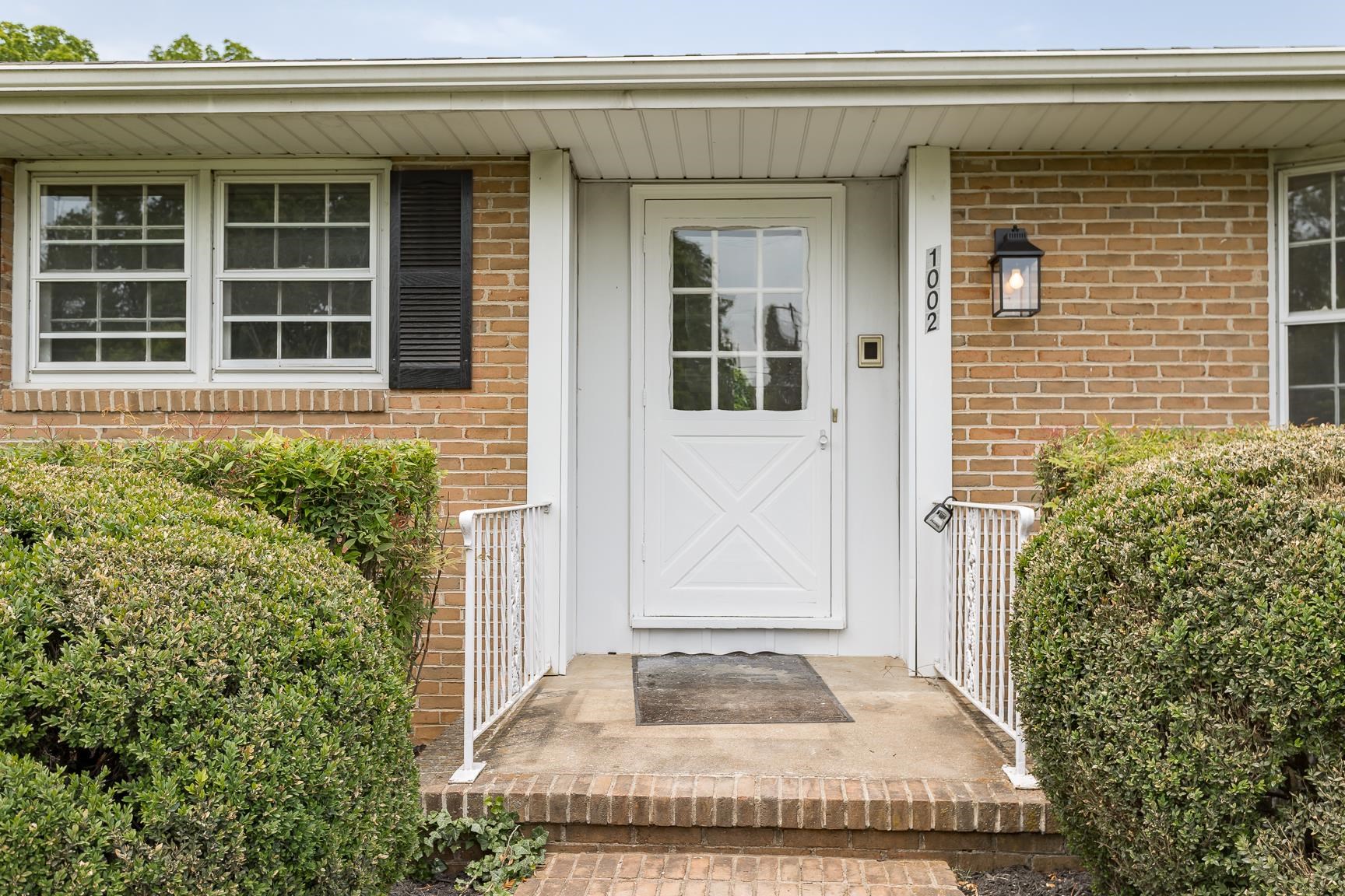 1002 COALTER ST, STAUNTON, Virginia 24401, 3 Bedrooms Bedrooms, ,2 BathroomsBathrooms,Residential,1002 COALTER ST,665541 MLS # 665541