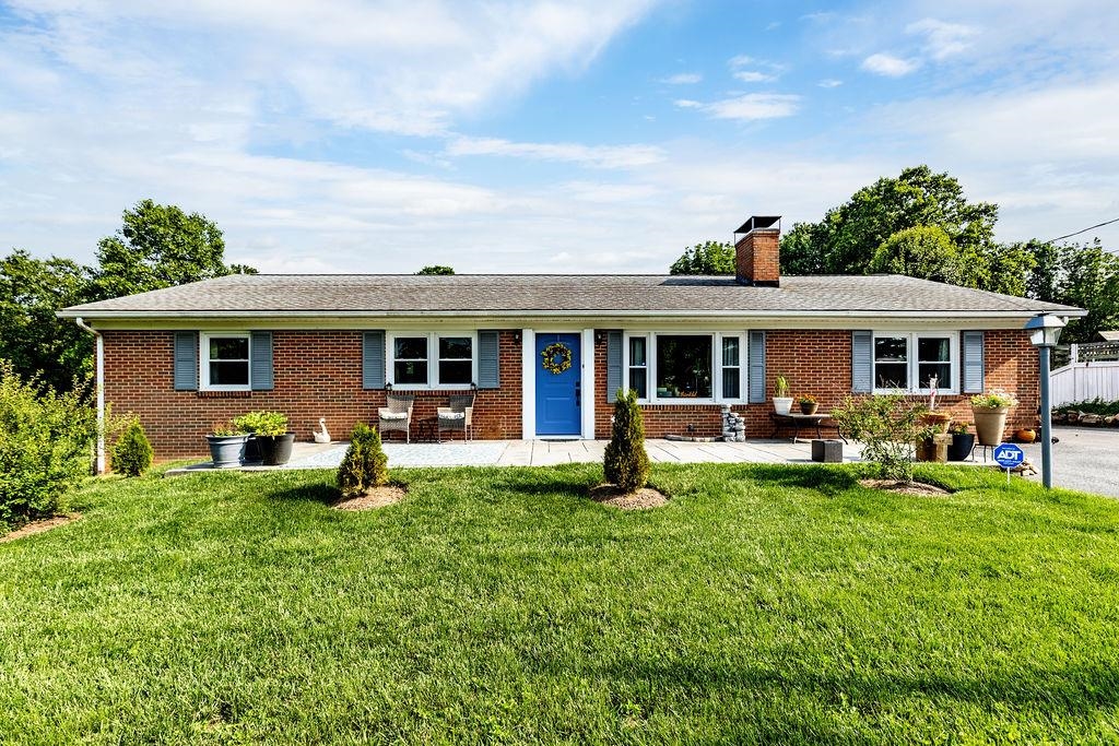 54 LEA DR, FISHERSVILLE, Virginia 22939, 3 Bedrooms Bedrooms, ,1 BathroomBathrooms,Residential,Modern Farm House Vibe-Desirable Established Neigh,54 LEA DR,665542 MLS # 665542