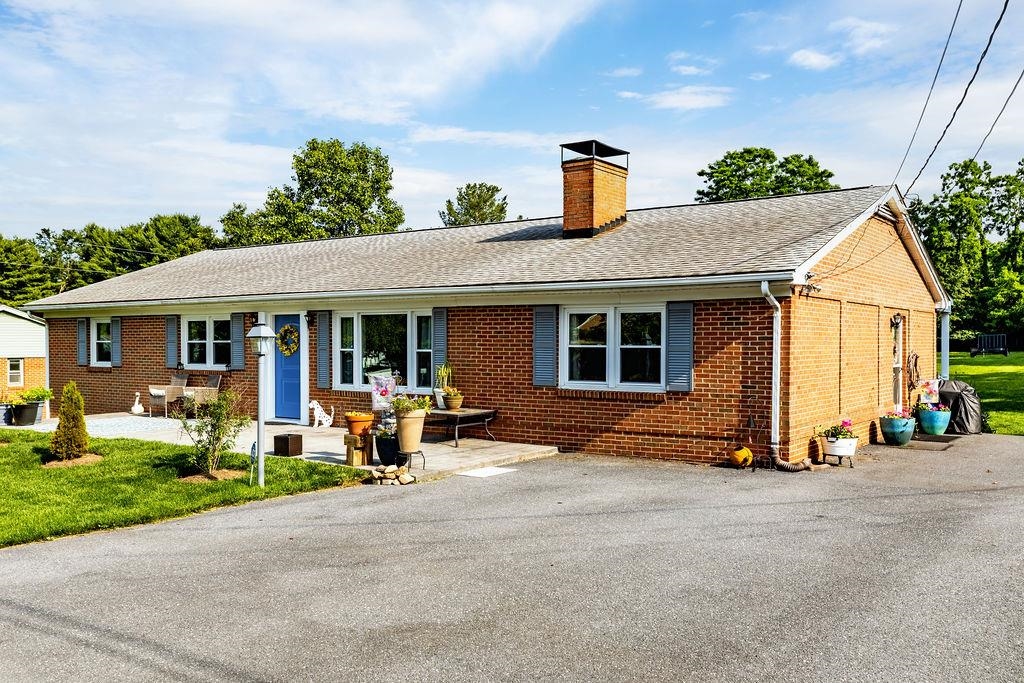 54 LEA DR, FISHERSVILLE, Virginia 22939, 3 Bedrooms Bedrooms, ,1 BathroomBathrooms,Residential,Modern Farm House Vibe-Desirable Established Neigh,54 LEA DR,665542 MLS # 665542
