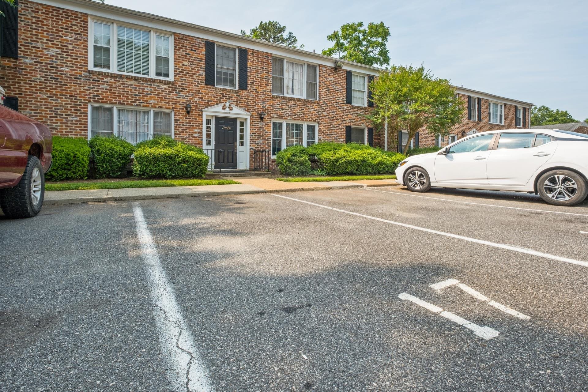 2527 HYDRAULIC RD, CHARLOTTESVILLE, Virginia 22901, 2 Bedrooms Bedrooms, ,1 BathroomBathrooms,Residential,2527 HYDRAULIC RD,665545 MLS # 665545