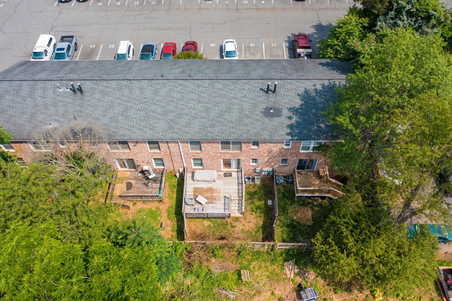 2527 HYDRAULIC RD, CHARLOTTESVILLE, Virginia 22901, 2 Bedrooms Bedrooms, ,1 BathroomBathrooms,Residential,2527 HYDRAULIC RD,665545 MLS # 665545