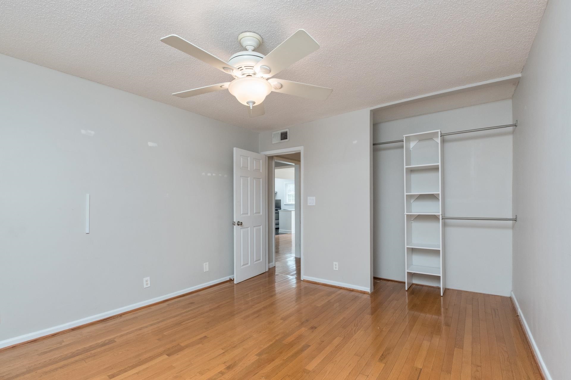 2527 HYDRAULIC RD, CHARLOTTESVILLE, Virginia 22901, 2 Bedrooms Bedrooms, ,1 BathroomBathrooms,Residential,2527 HYDRAULIC RD,665545 MLS # 665545