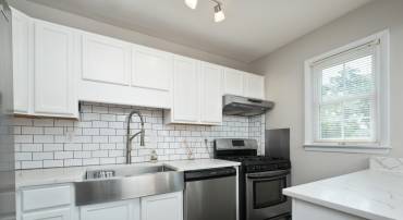 2527 HYDRAULIC RD, CHARLOTTESVILLE, Virginia 22901, 2 Bedrooms Bedrooms, ,1 BathroomBathrooms,Residential,2527 HYDRAULIC RD,665545 MLS # 665545