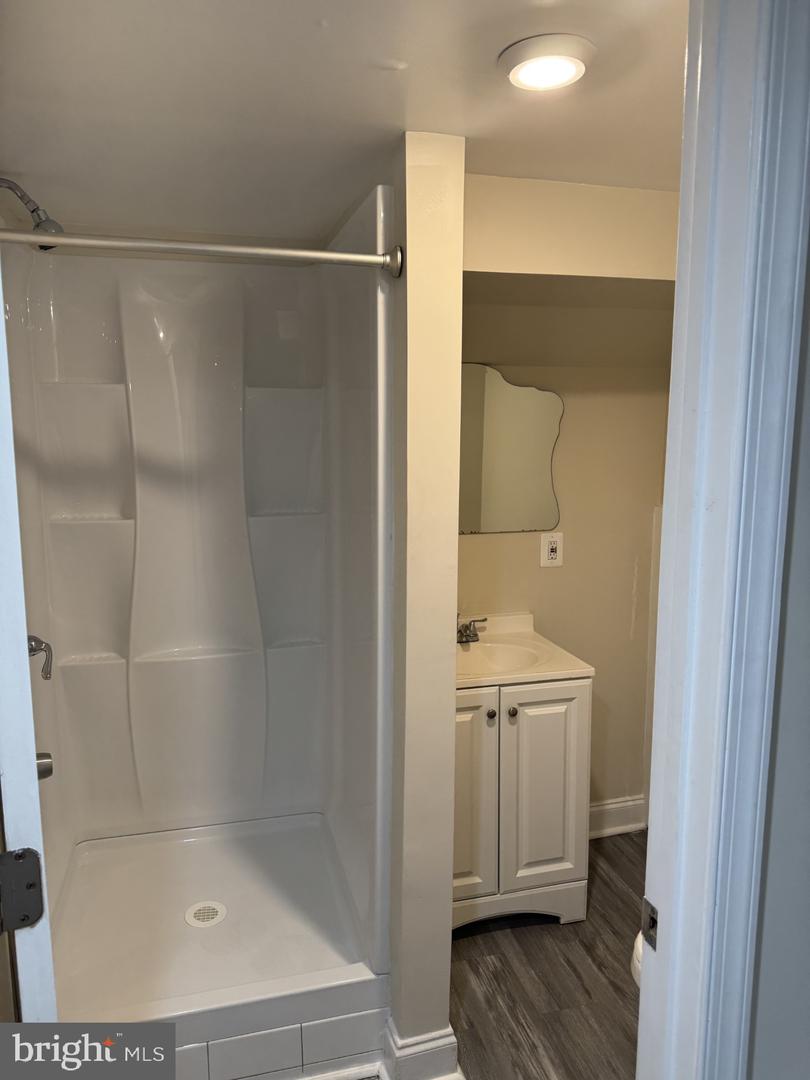 8549 STONEWALL RD, MANASSAS, Virginia 20110, 5 Bedrooms Bedrooms, ,3 BathroomsBathrooms,Residential,For sale,8549 STONEWALL RD,VAMN2008248 MLS # VAMN2008248
