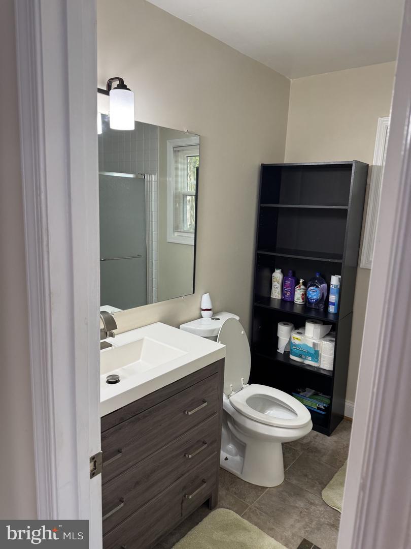 8549 STONEWALL RD, MANASSAS, Virginia 20110, 5 Bedrooms Bedrooms, ,3 BathroomsBathrooms,Residential,For sale,8549 STONEWALL RD,VAMN2008248 MLS # VAMN2008248