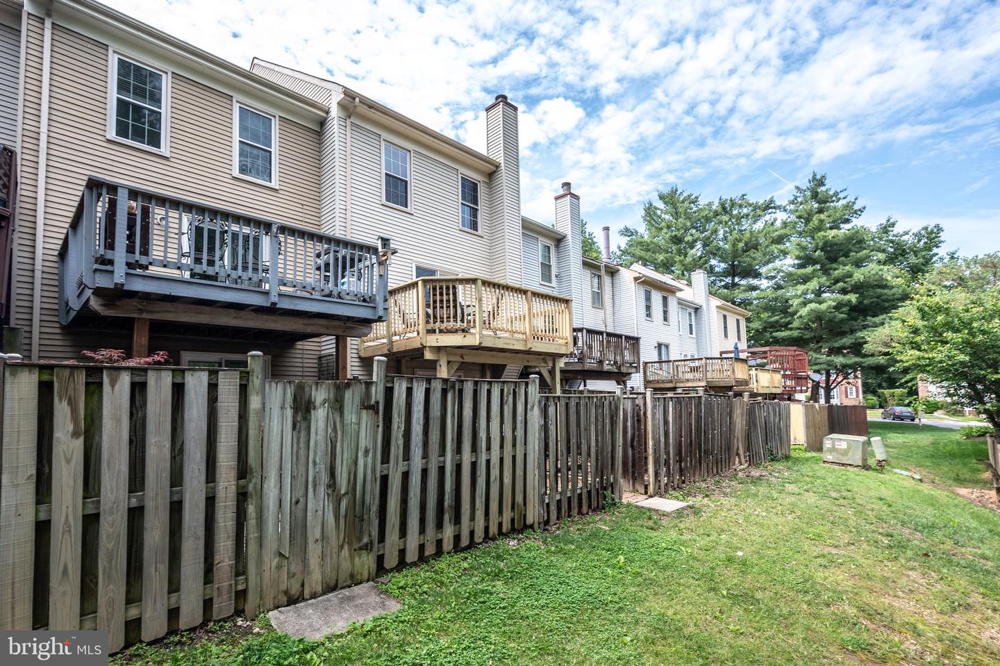 7683 NORTHERN OAKS CT, SPRINGFIELD, Virginia 22153, 3 Bedrooms Bedrooms, ,2 BathroomsBathrooms,Residential,For sale,7683 NORTHERN OAKS CT,VAFX2237784 MLS # VAFX2237784