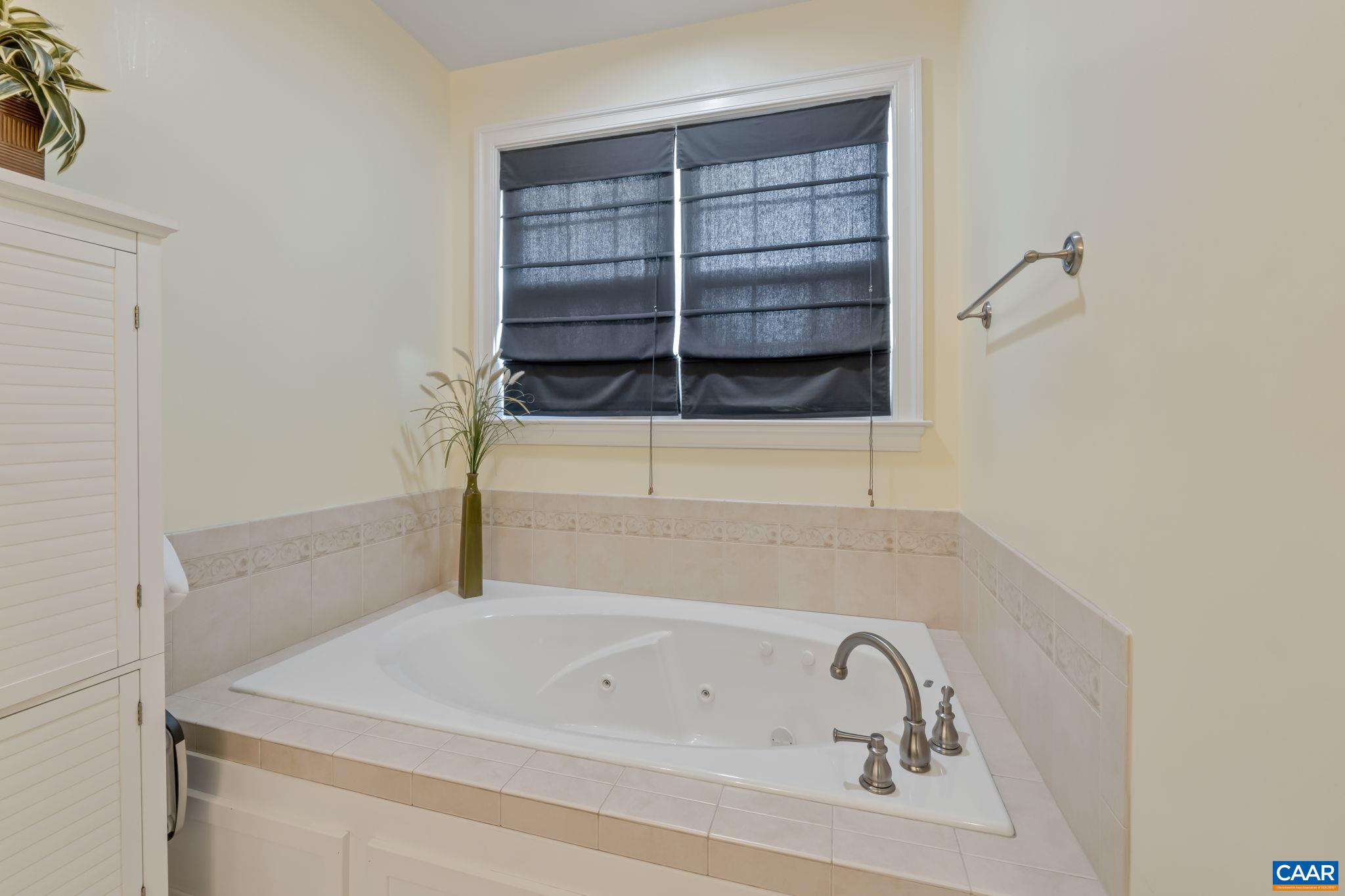38 WAVERLY CT, RUCKERSVILLE, Virginia 22968, 5 Bedrooms Bedrooms, ,3 BathroomsBathrooms,Residential,38 WAVERLY CT,665549 MLS # 665549