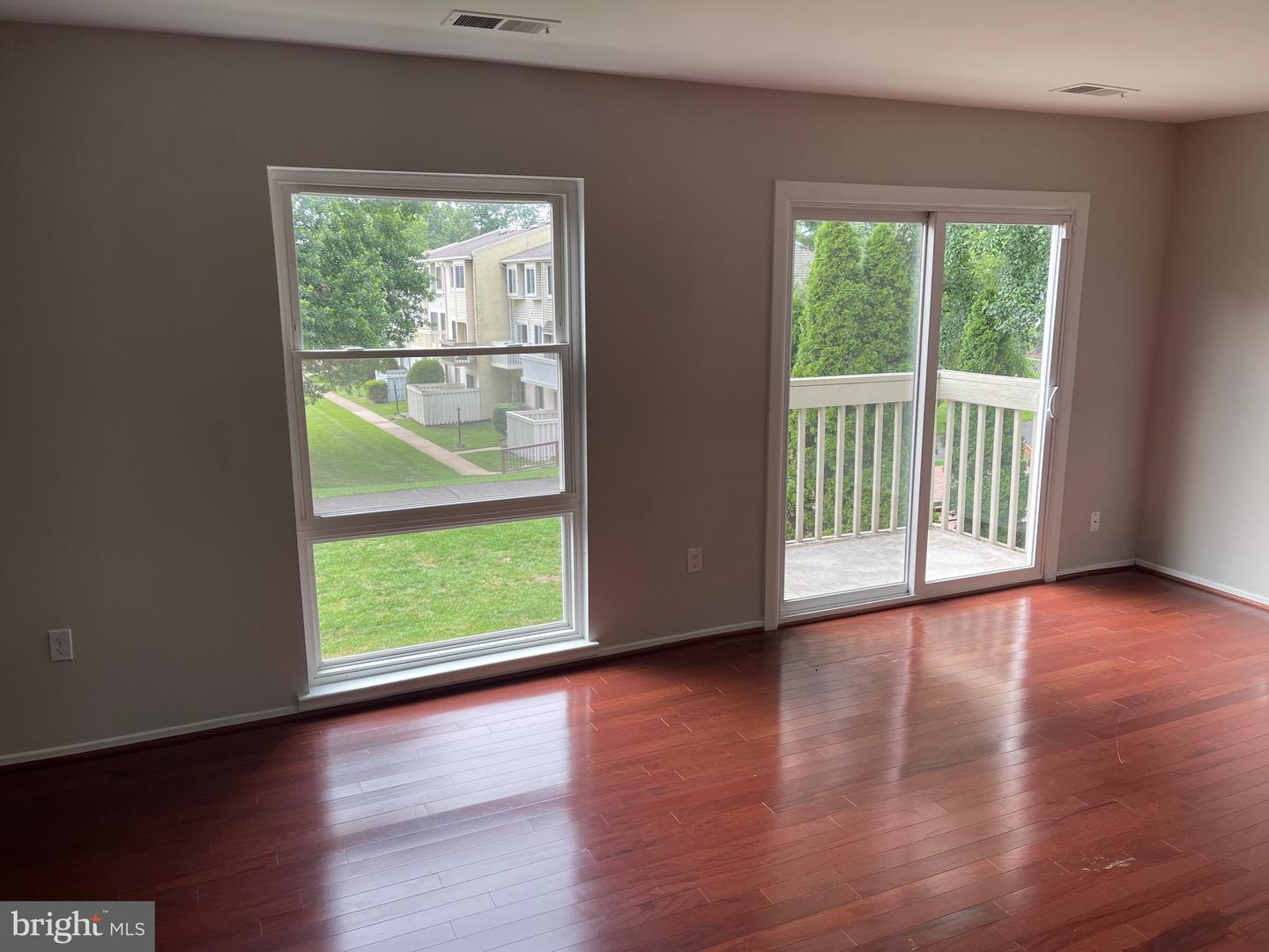 7918 BENTLEY VILLAGE DR #14A, SPRINGFIELD, Virginia 22152, 3 Bedrooms Bedrooms, ,2 BathroomsBathrooms,Residential,For sale,7918 BENTLEY VILLAGE DR #14A,VAFX2238332 MLS # VAFX2238332