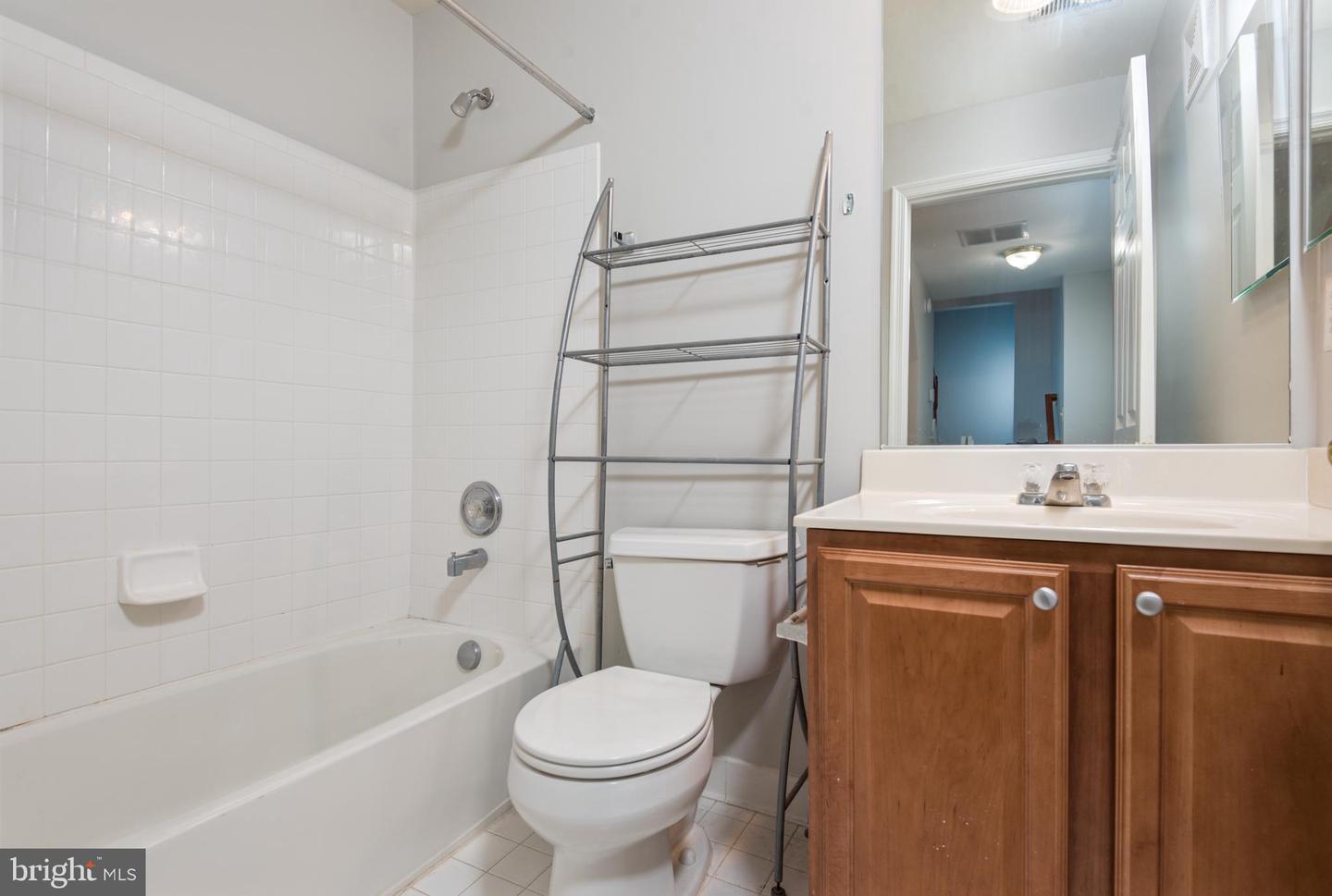 8984 HARROVER PL #84B, LORTON, Virginia 22079, 3 Bedrooms Bedrooms, ,2 BathroomsBathrooms,Residential,For sale,8984 HARROVER PL #84B,VAFX2238432 MLS # VAFX2238432