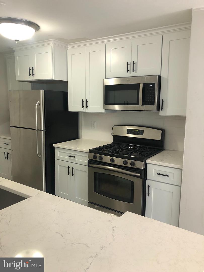 8984 HARROVER PL #84B, LORTON, Virginia 22079, 3 Bedrooms Bedrooms, ,2 BathroomsBathrooms,Residential,For sale,8984 HARROVER PL #84B,VAFX2238432 MLS # VAFX2238432