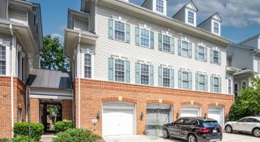 8984 HARROVER PL #84B, LORTON, Virginia 22079, 3 Bedrooms Bedrooms, ,2 BathroomsBathrooms,Residential,For sale,8984 HARROVER PL #84B,VAFX2238432 MLS # VAFX2238432