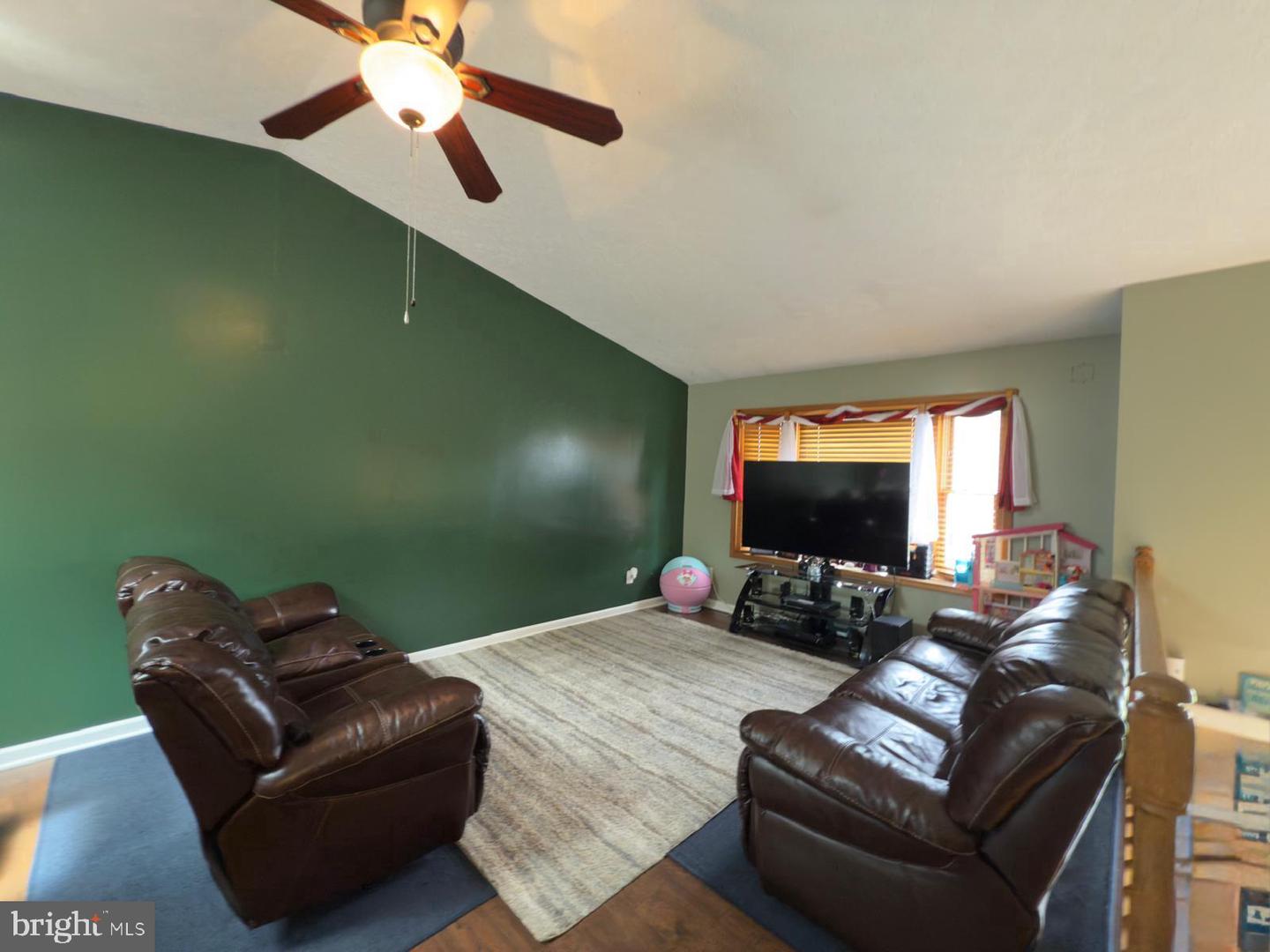 10954 BLAKE LN, BEALETON, Virginia 22712, 5 Bedrooms Bedrooms, ,2 BathroomsBathrooms,Residential,For sale,10954 BLAKE LN,VAFQ2016486 MLS # VAFQ2016486