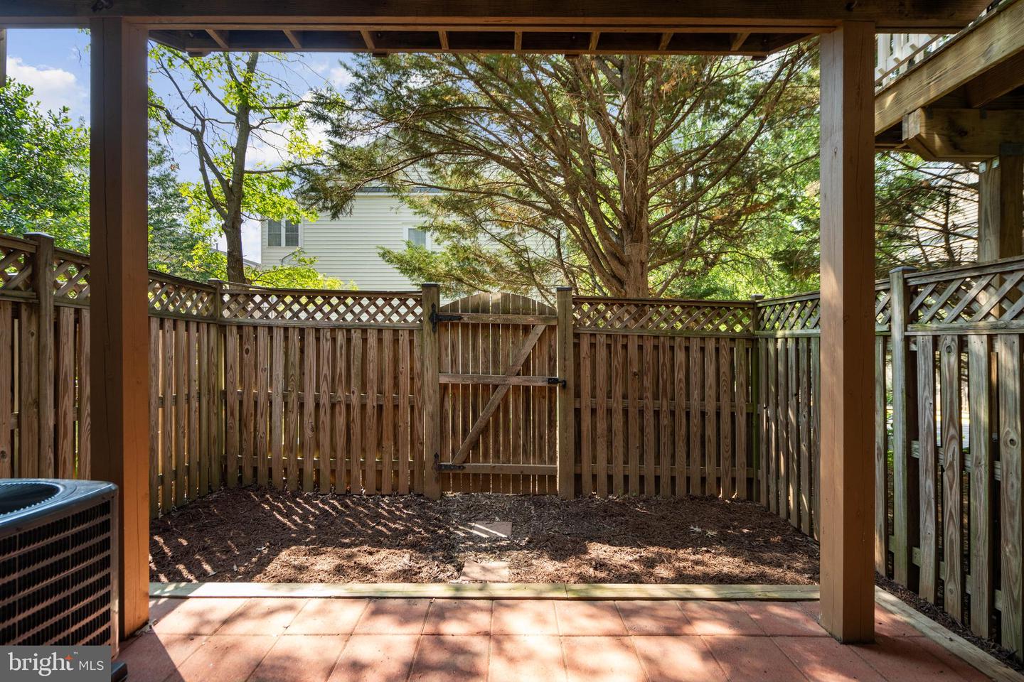 4176 TIMBER LOG WAY, FAIRFAX, Virginia 22030, 2 Bedrooms Bedrooms, ,2 BathroomsBathrooms,Residential,For sale,4176 TIMBER LOG WAY,VAFX2239140 MLS # VAFX2239140
