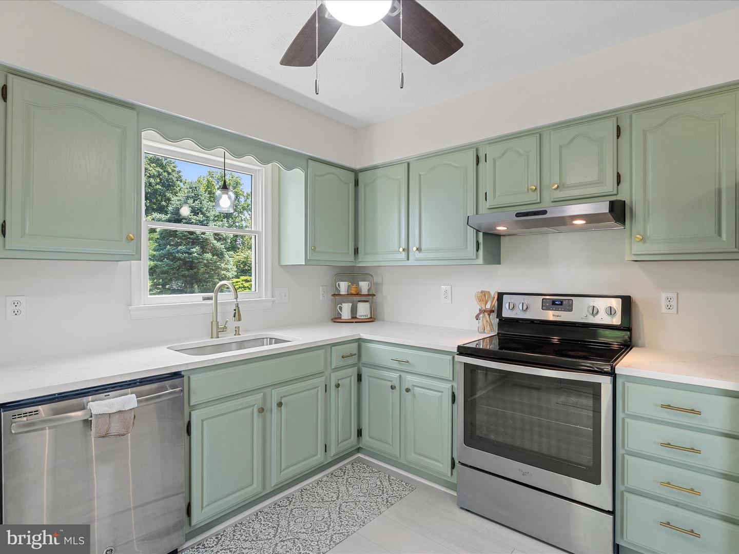 118 MARGUERITE DR, TOMS BROOK, Virginia 22660, 3 Bedrooms Bedrooms, ,2 BathroomsBathrooms,Residential,For sale,118 MARGUERITE DR,VASH2011402 MLS # VASH2011402