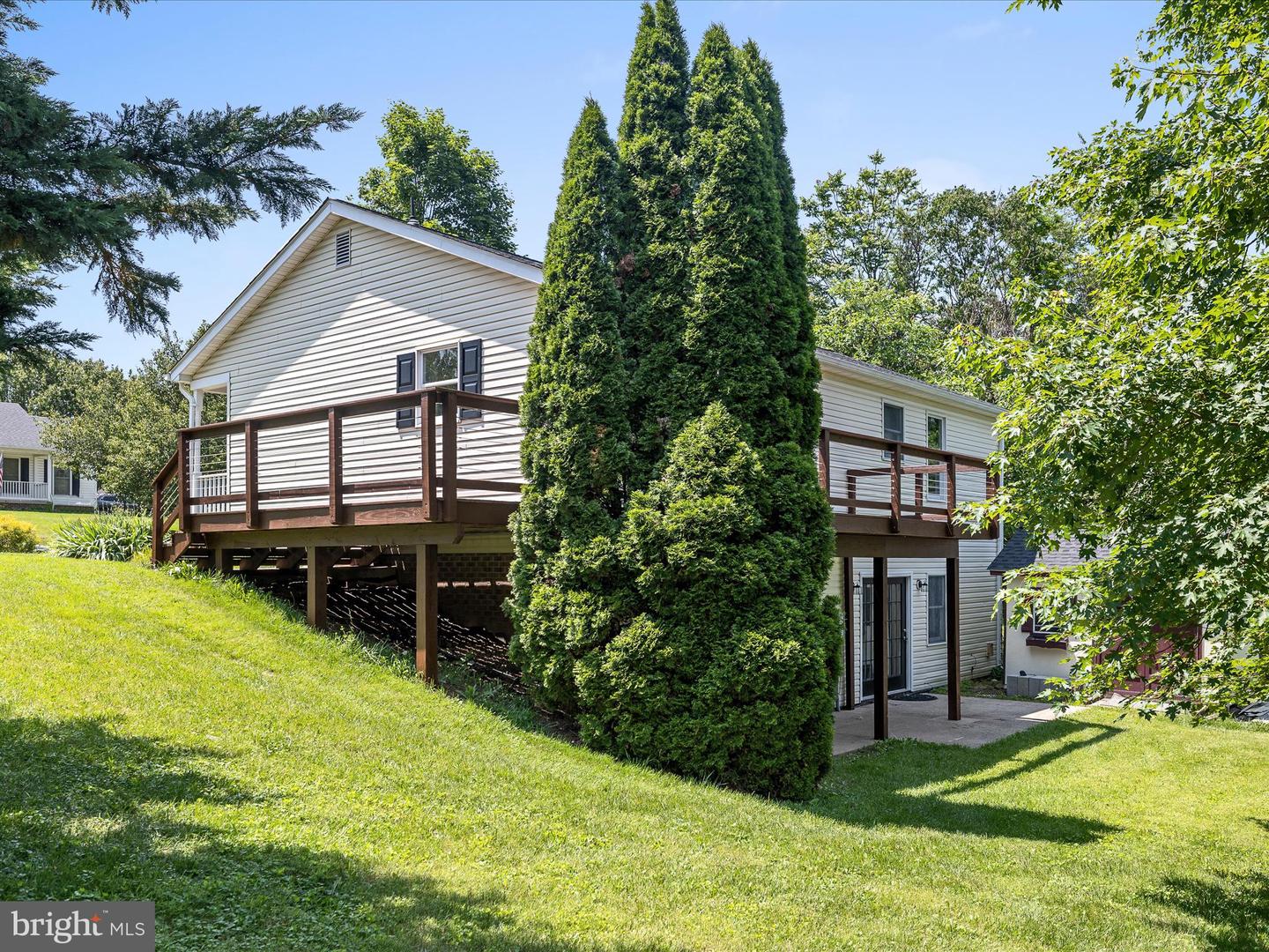 118 MARGUERITE DR, TOMS BROOK, Virginia 22660, 3 Bedrooms Bedrooms, ,2 BathroomsBathrooms,Residential,For sale,118 MARGUERITE DR,VASH2011402 MLS # VASH2011402