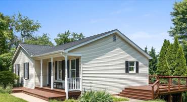 118 MARGUERITE DR, TOMS BROOK, Virginia 22660, 3 Bedrooms Bedrooms, ,2 BathroomsBathrooms,Residential,For sale,118 MARGUERITE DR,VASH2011402 MLS # VASH2011402