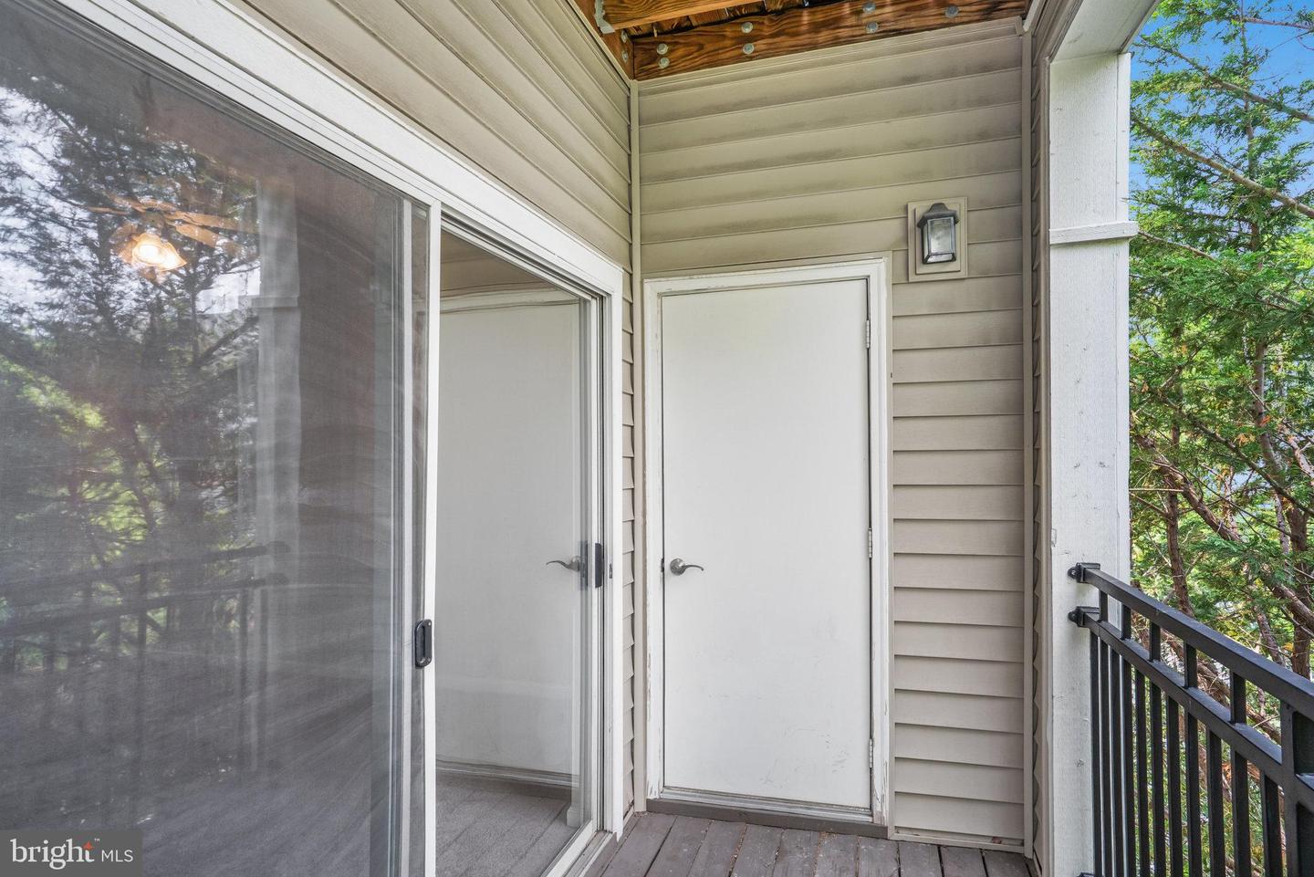 12949 CENTRE PARK CIR #302, HERNDON, Virginia 20171, 1 Bedroom Bedrooms, ,1 BathroomBathrooms,Residential,For sale,12949 CENTRE PARK CIR #302,VAFX2240396 MLS # VAFX2240396