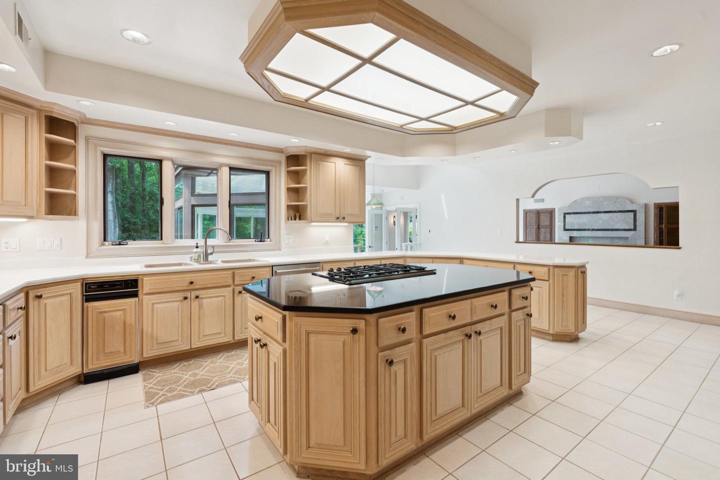 6723 GEORGETOWN PIKE, MCLEAN, Virginia 22101, 5 Bedrooms Bedrooms, ,7 BathroomsBathrooms,Residential,For sale,6723 GEORGETOWN PIKE,VAFX2240398 MLS # VAFX2240398